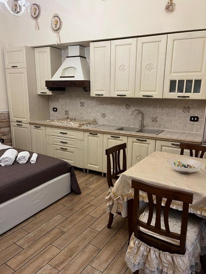 Domus Aurora Spagnoli Appartement Napels